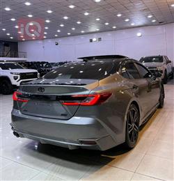 تۆیۆتا کامری